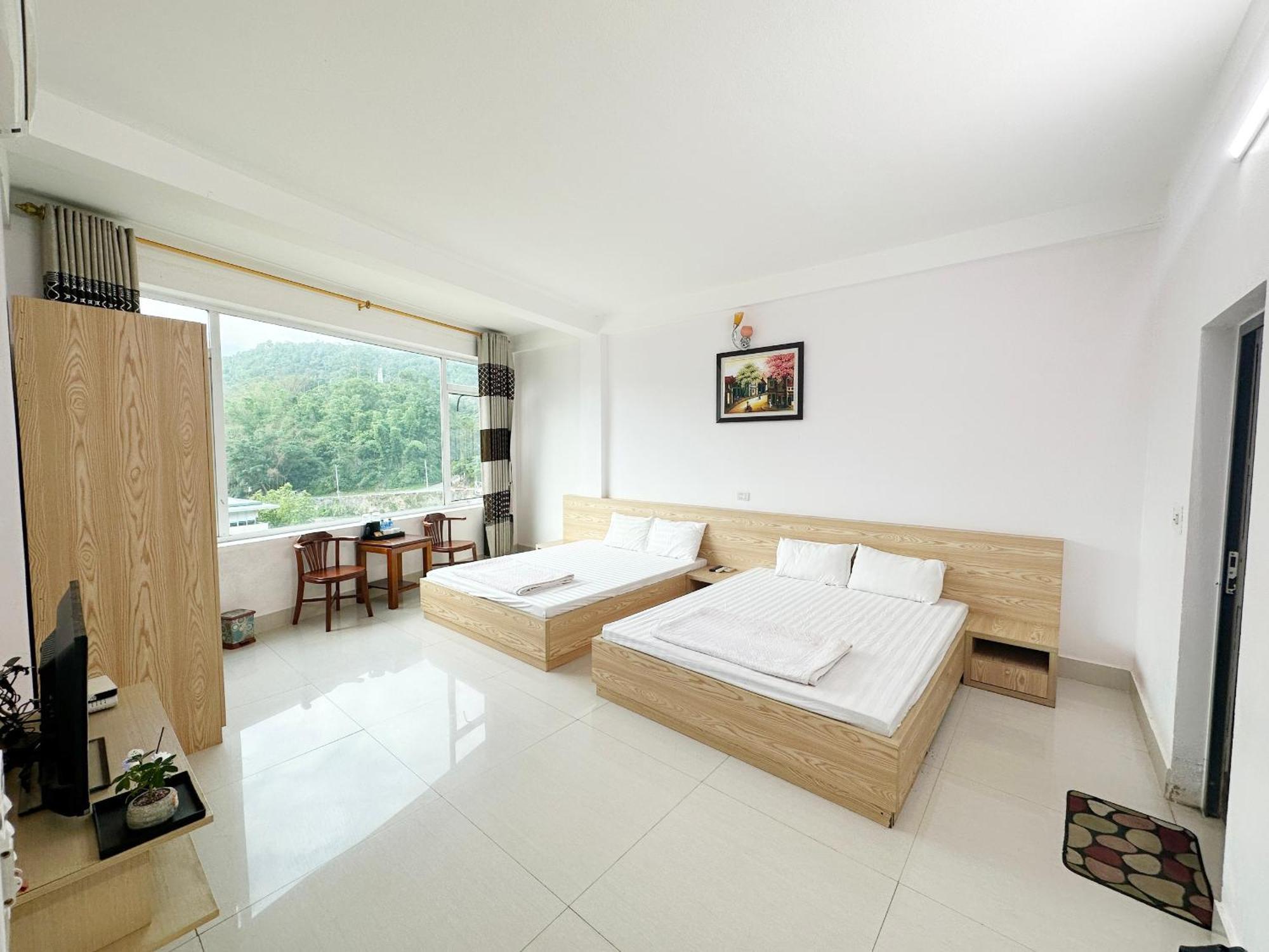 Quy Anh Hotel Bao Lac Town Buitenkant foto