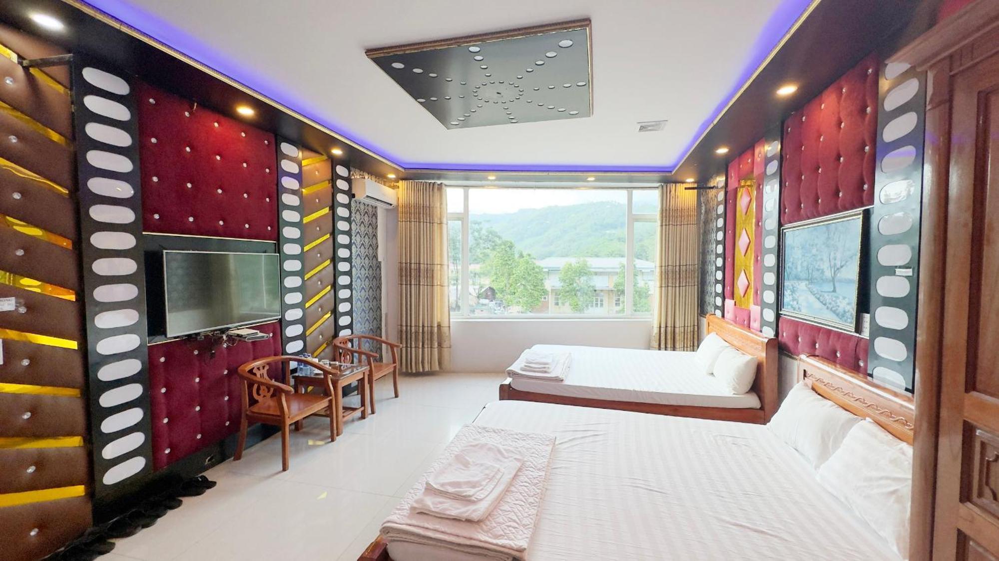 Quy Anh Hotel Bao Lac Town Buitenkant foto