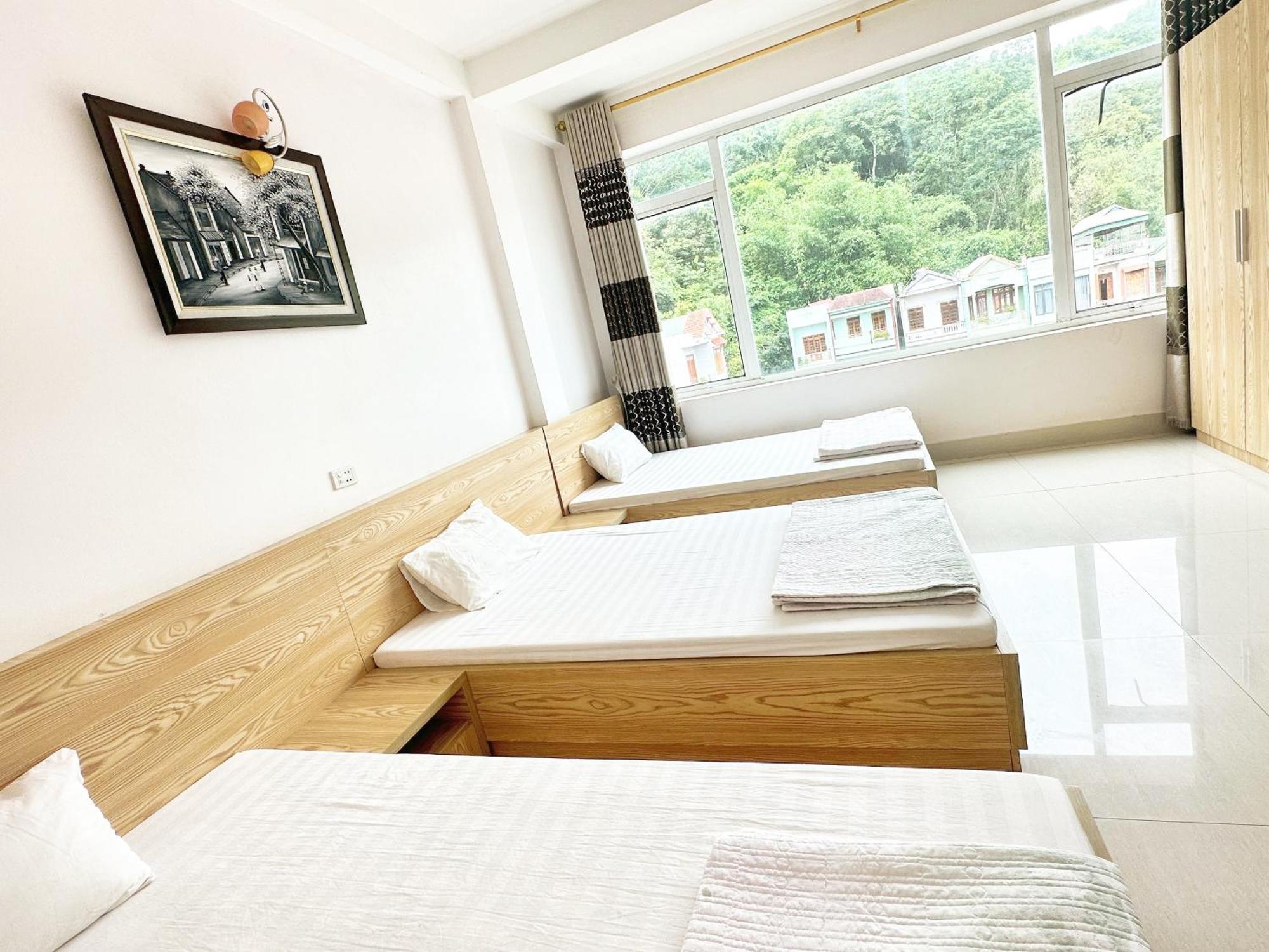 Quy Anh Hotel Bao Lac Town Buitenkant foto