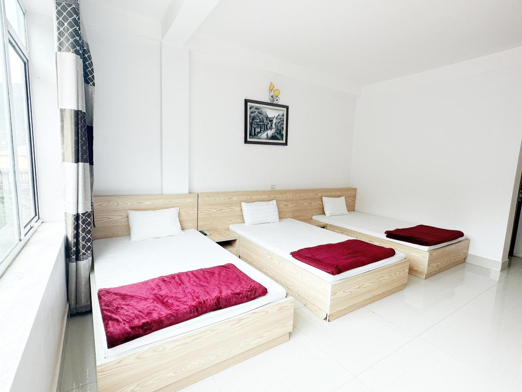 Quy Anh Hotel Bao Lac Town Buitenkant foto